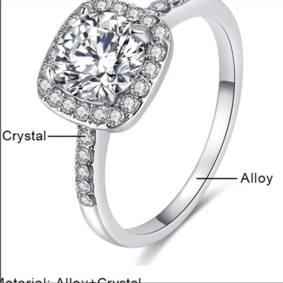Stunning Crystal Zircon Engagement Party Anniversary Ring size 7 - Picture 5 of 5